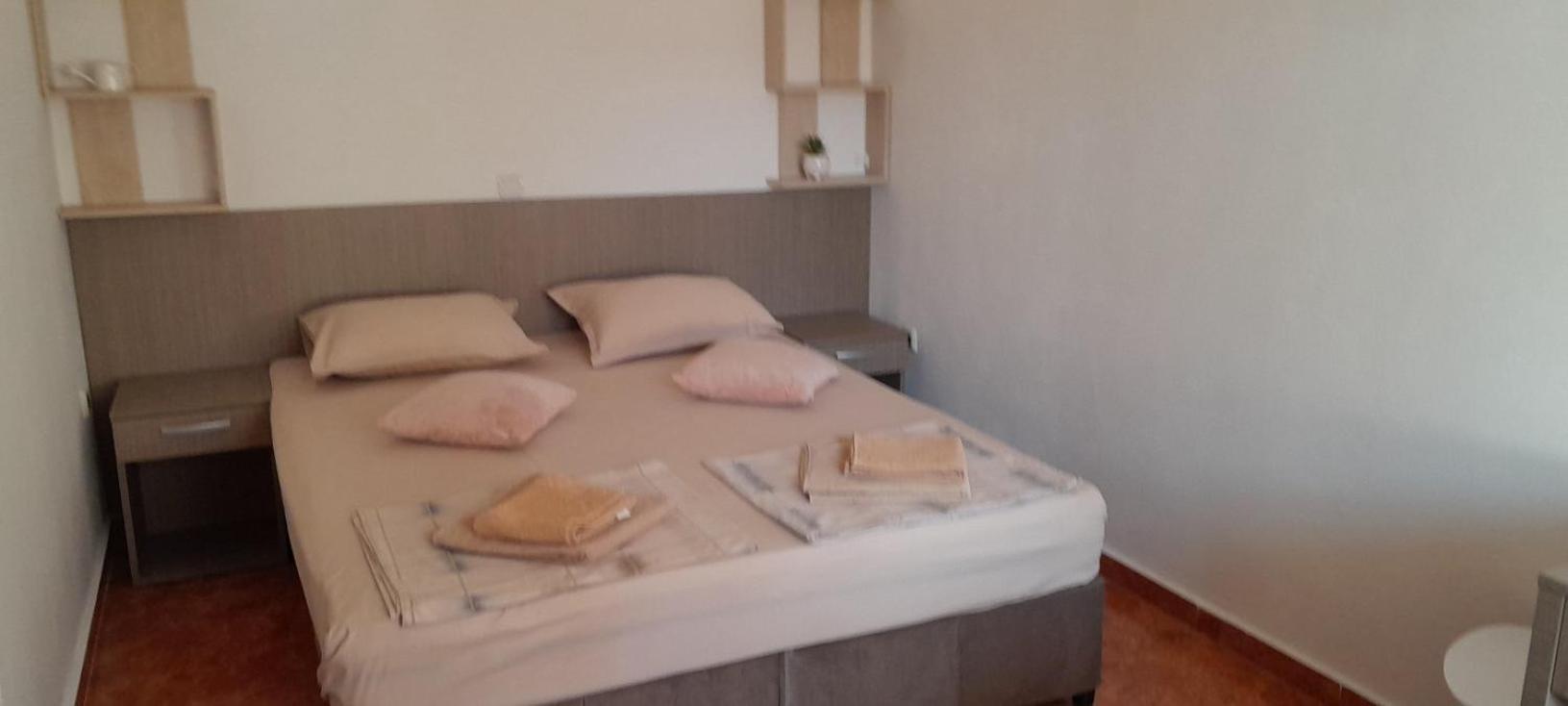 Moni 85 Family House Hotell Sozopol Eksteriør bilde